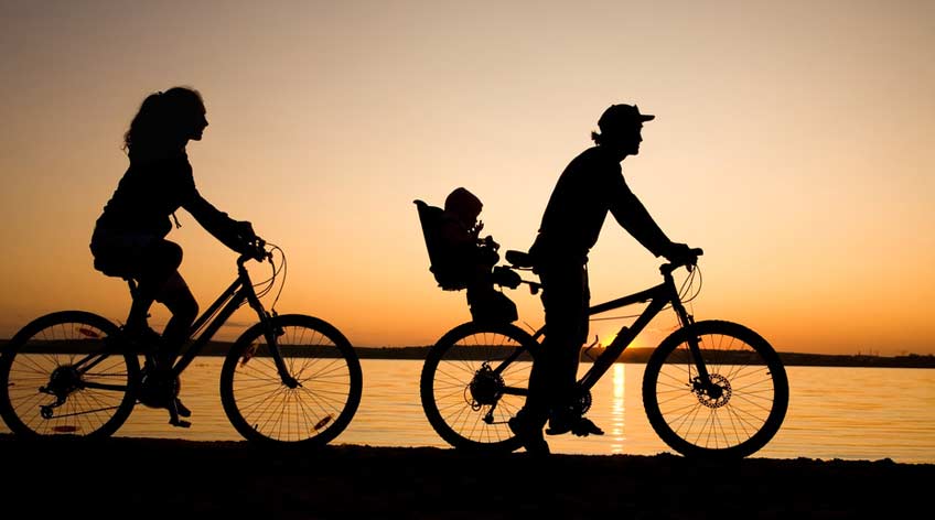 martha's vineyard family vacation by bike